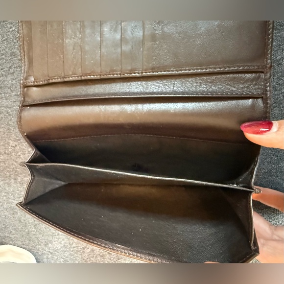 Gucci Brown Leather Wallet (Authentic) - Picture 6 of 6